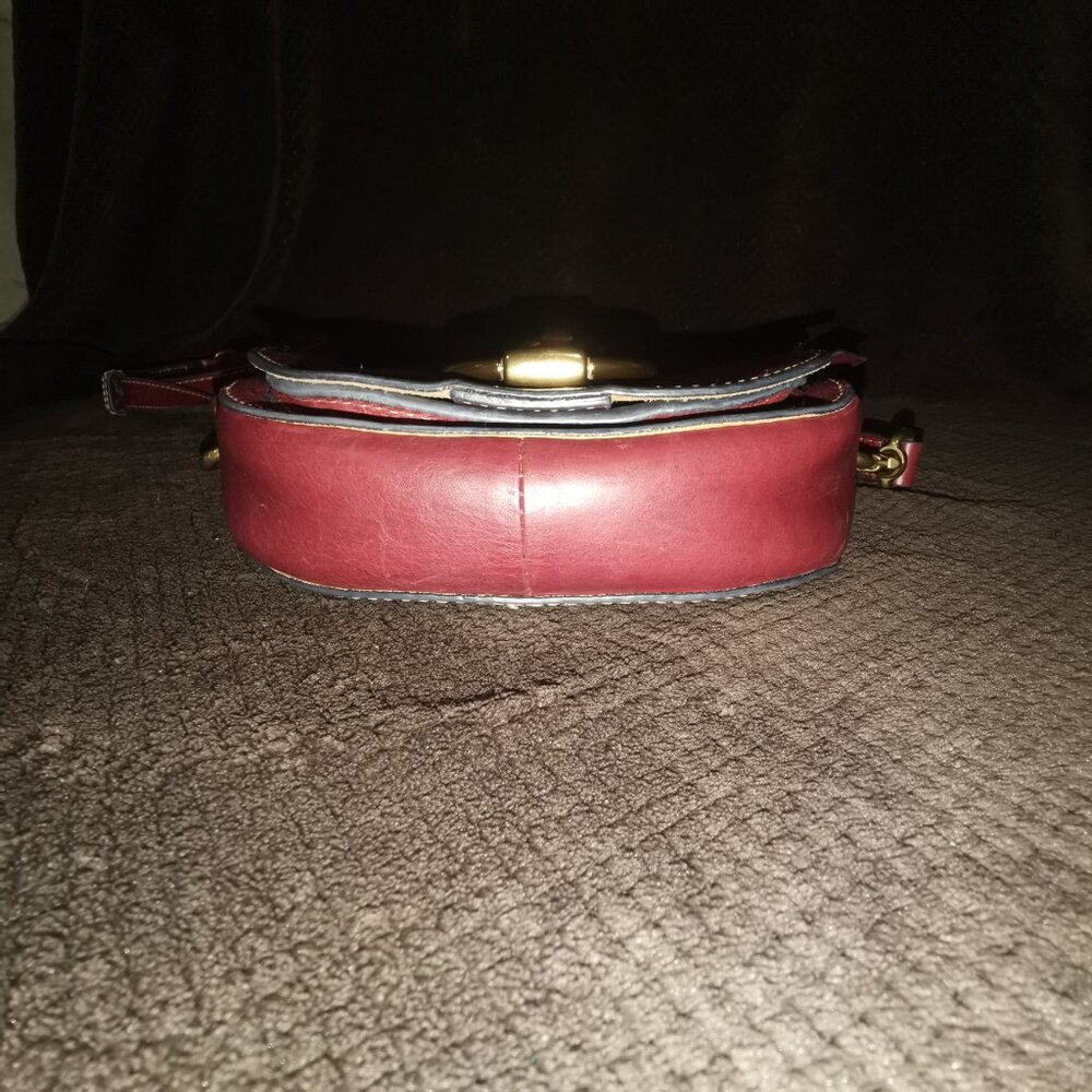 Burgundy/Antique Brass Crossbody EUC # 232 - Picture 10 of 15